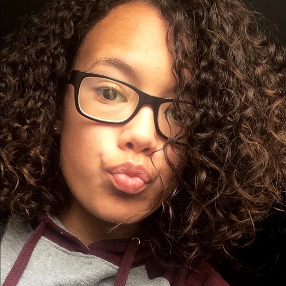Meet your Posher, Arista
